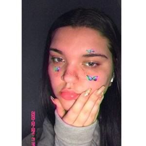 Meet your Posher, Macy